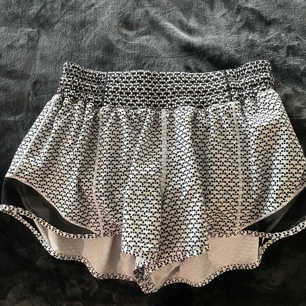 Lululemon hotty hot shorts